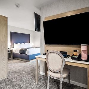 King Room Mobility accessible